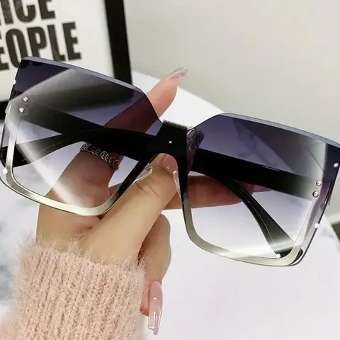 Chic Oversized Square Fashion for Women - Anti-Glare, Clear Design with Tone-Tone Accents