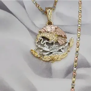 necklace with  EMBLEM Gold-plated  chain style