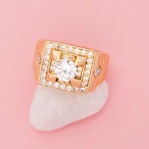 Bold 14k Laminated Gold Statement Ring with Center Crystal Elia Glow for Adults Elegant and Sparkling Jewelry - Size 9