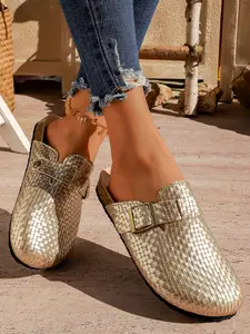 Summer New Braided Metal Buckle Flat Sandals, Women's Large Size Closed-Toe Mules, Luxury Vintage Style Outdoor Shoes, Comfortable for Daily Walks and Commuting