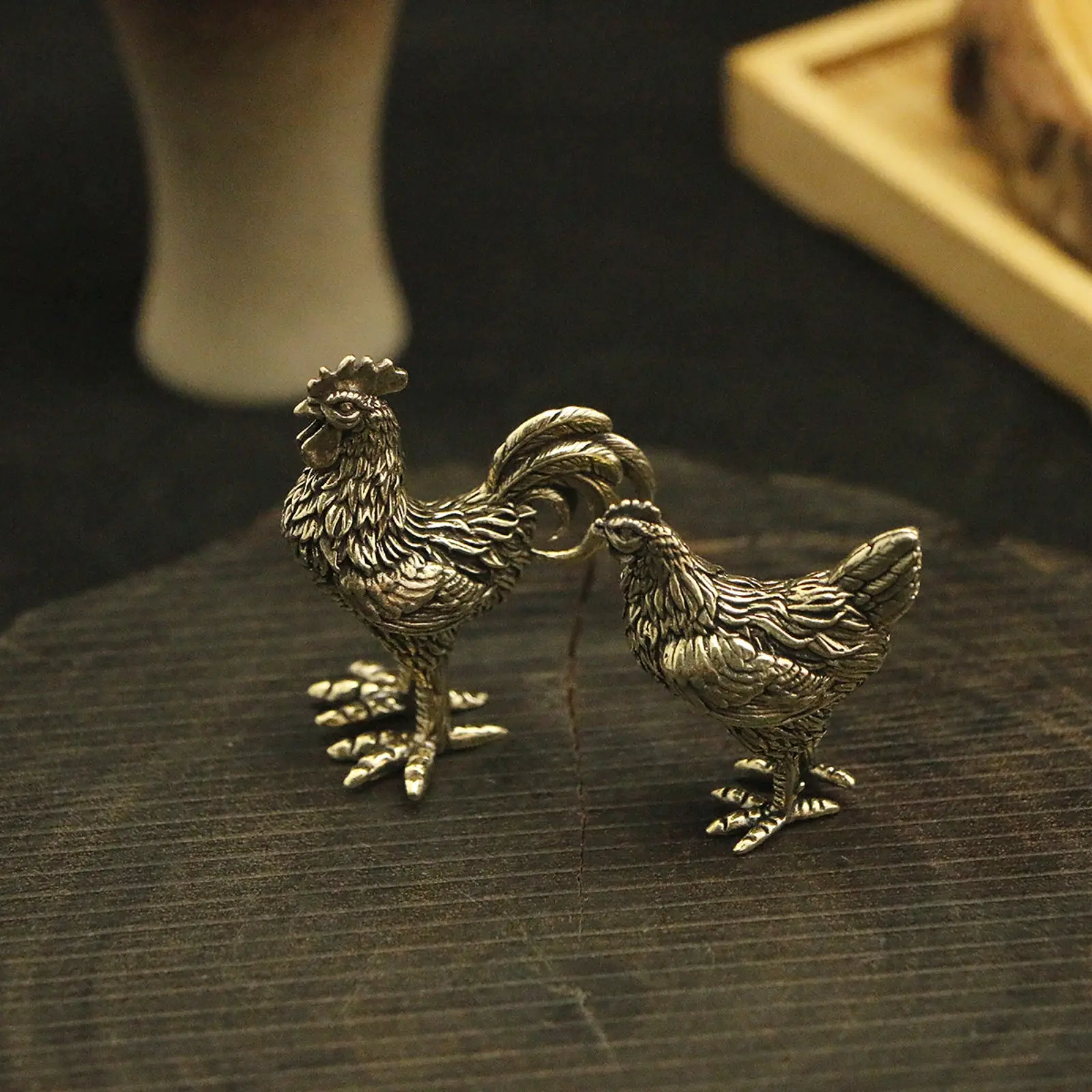 Handmade Brass Zodiac Bird Decorative Figurines - Artificial Resin Chaoyang Rooster, Mini Hen Collectible Statues for Living Room Desktop, Tea Table Home Decor