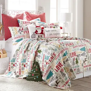 Santa Claus Lane Quilt Set