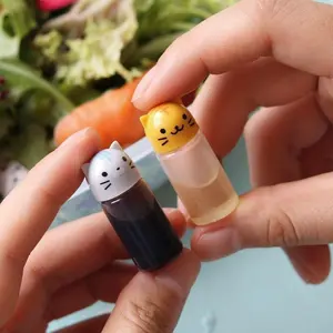 4pcs Set of Cute Animal Sauce Bottles - with Transparent Lids, Portable Cat Spice Containers, Suitable for Lunch Boxes, Camping, Kitchen - Ideal for Cat And Anime Lovers - Hand Wash, Mini Sauce Bottles, Camping Seasoning, Fun Design