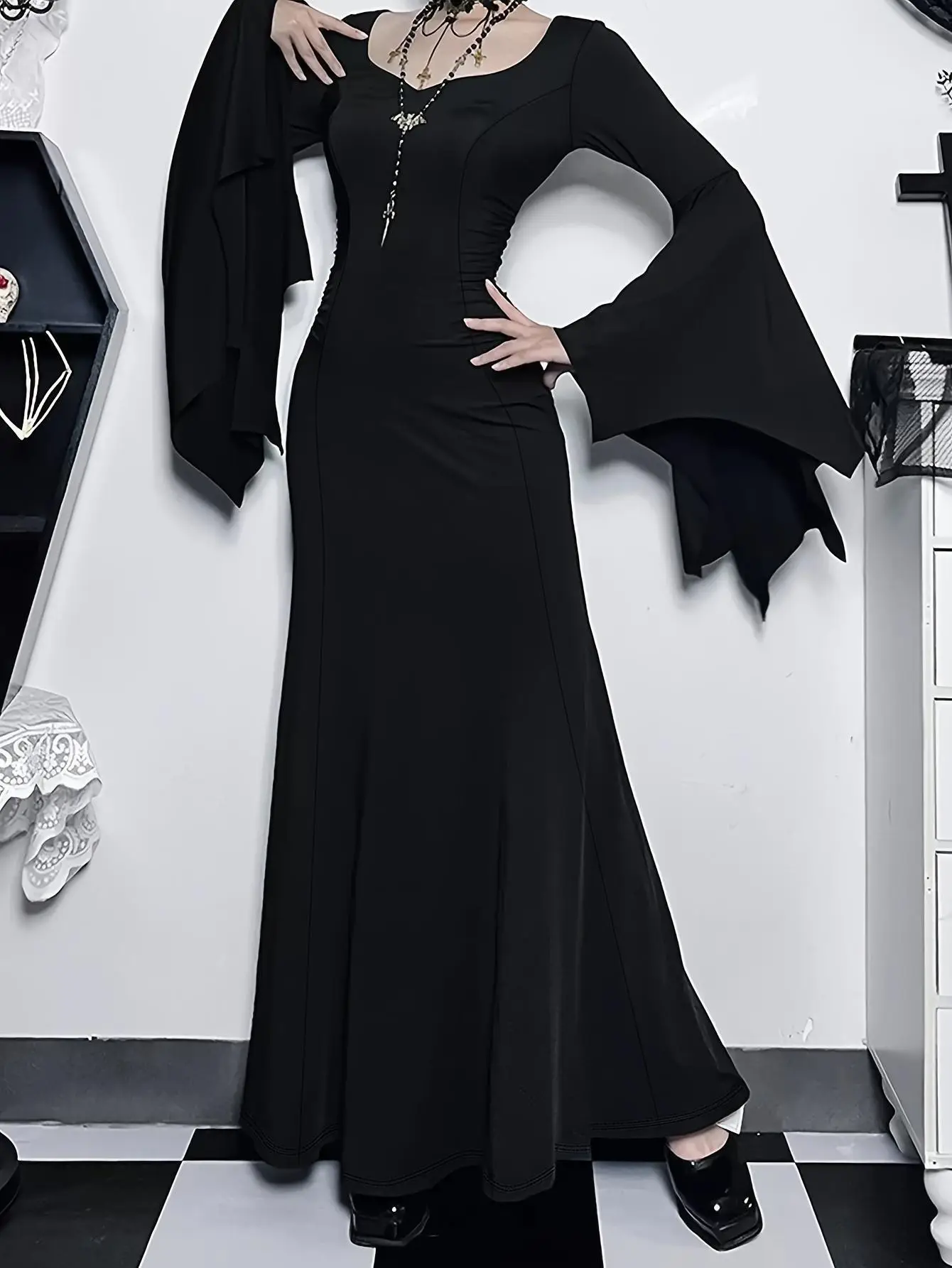 Women’s Gothic Witch Dress | Long Sleeve Black Maxi Gown | Halloween Vampire Costume | Sexy Cosplay Party Outfit | Alternative Fashion Festival Wear