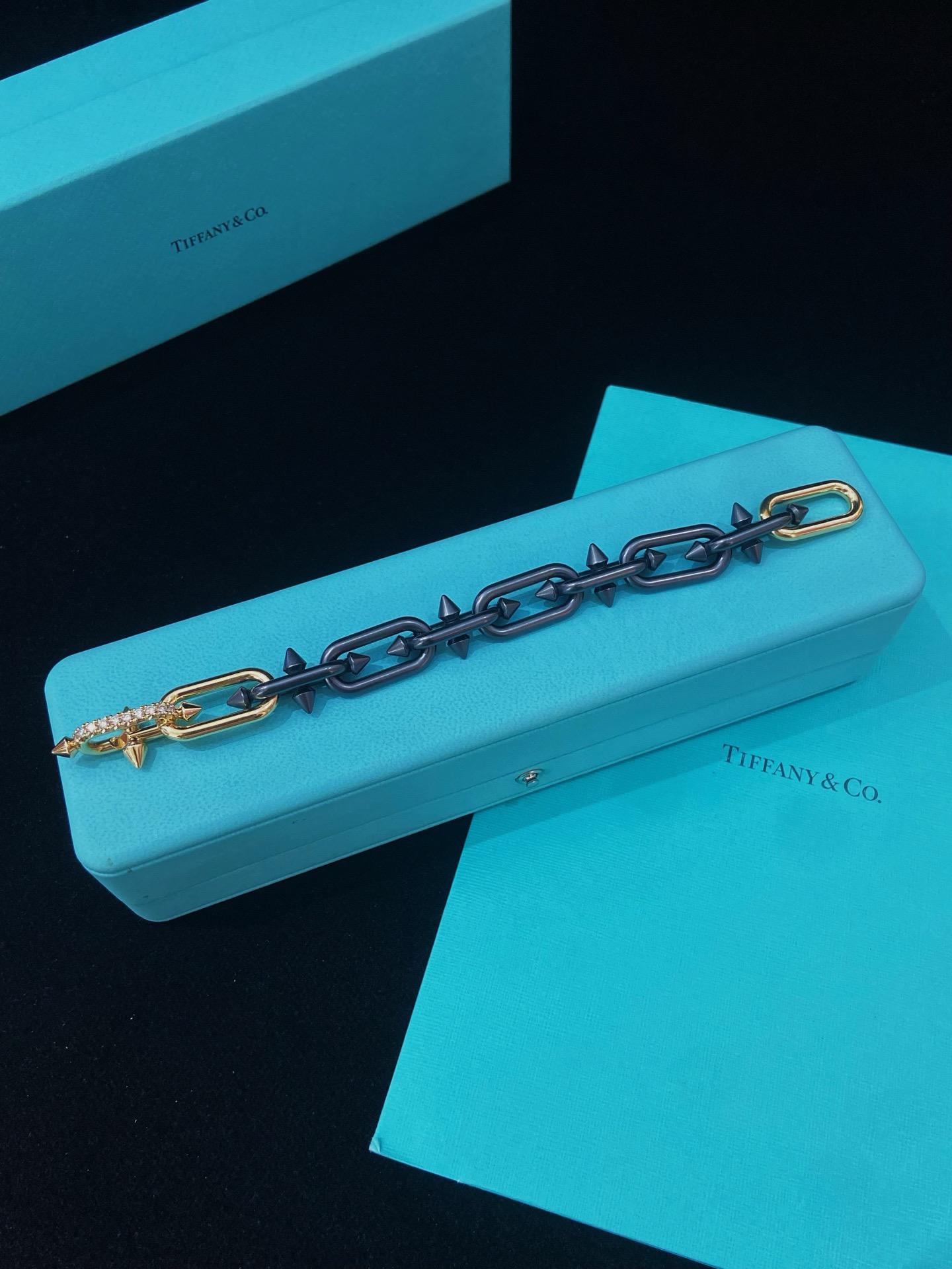 Pre-owned Tiffany & Co. x Pharrell Williams Titan Trident 18K Gold Bracelet, Limited Collab Edition, Titanium & 18K Yellow Gold, Medium Size, 7.68'' Length