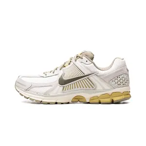 Zoom Vomero 5 "Light Bone/Medium Olive" FV0397 001