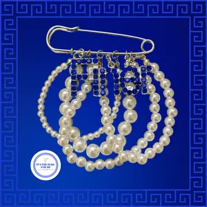 Blue Rhinestone Finer Safety Pin Brooch with 4 Strands of Pearls and Center Blue Rhinestones