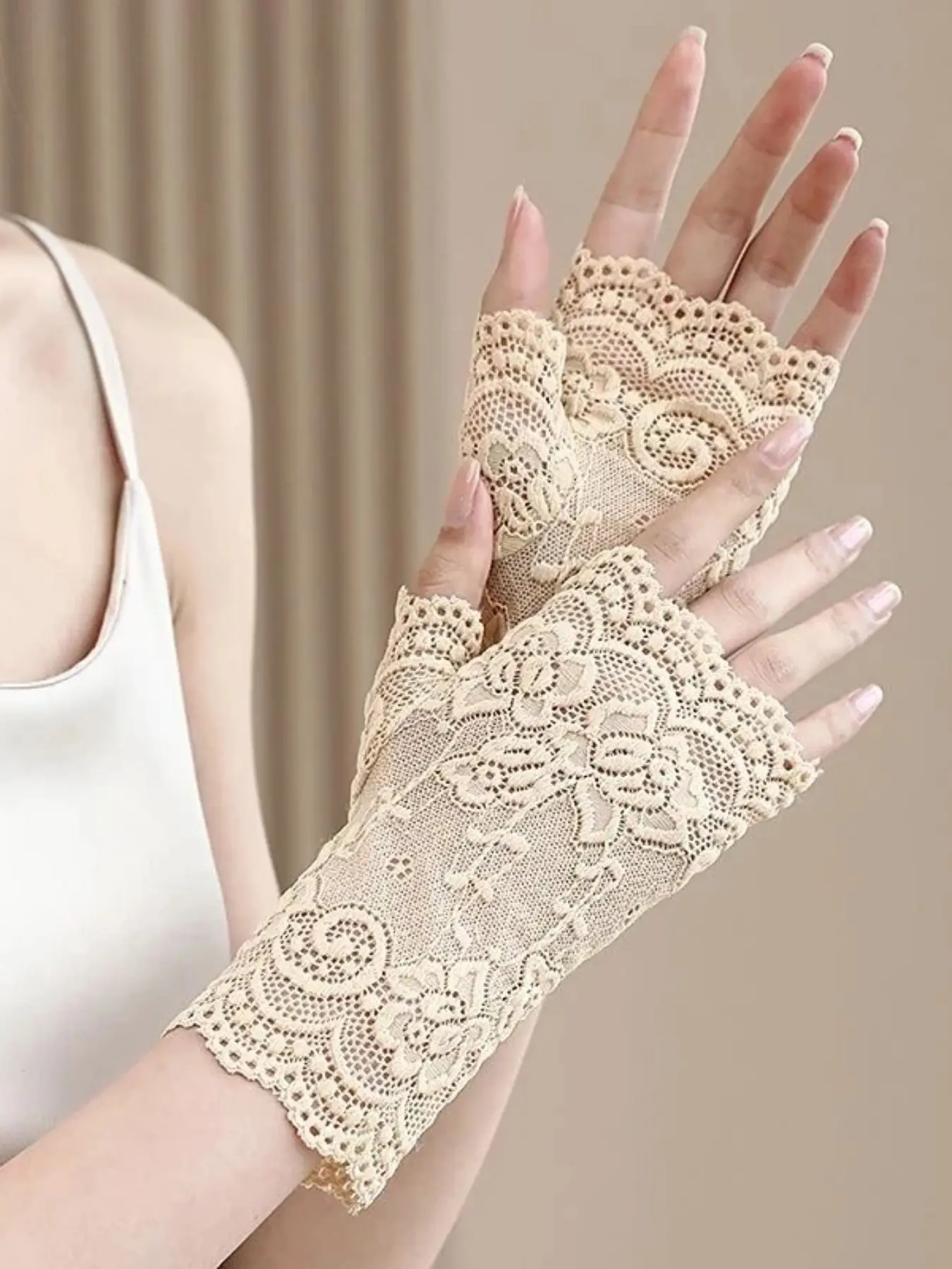 Elegant Lace Fingerless Gloves, UV Protection Breathable Arm Guards, Chic Mesh Sleeves for Women, Ideal for Driving, Cycling, Dinner, Parties