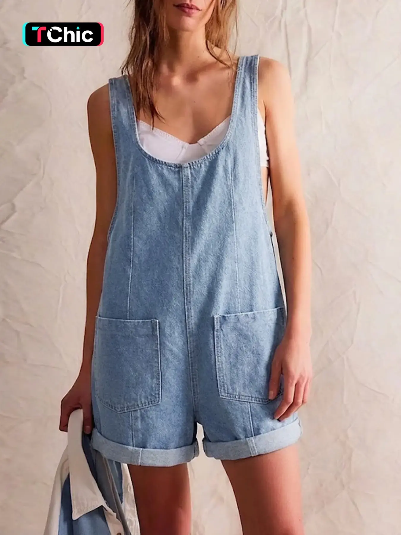 GILIPUR Women's Light Blue Washed Denim Short Overalls, Loose Fit Adjustable Sleeveless Square Neck Romper with Front Pockets, Casual Vintage Streetwear Womenswear Summer Beach Vacation Daily Commute Outfits for Women TChic