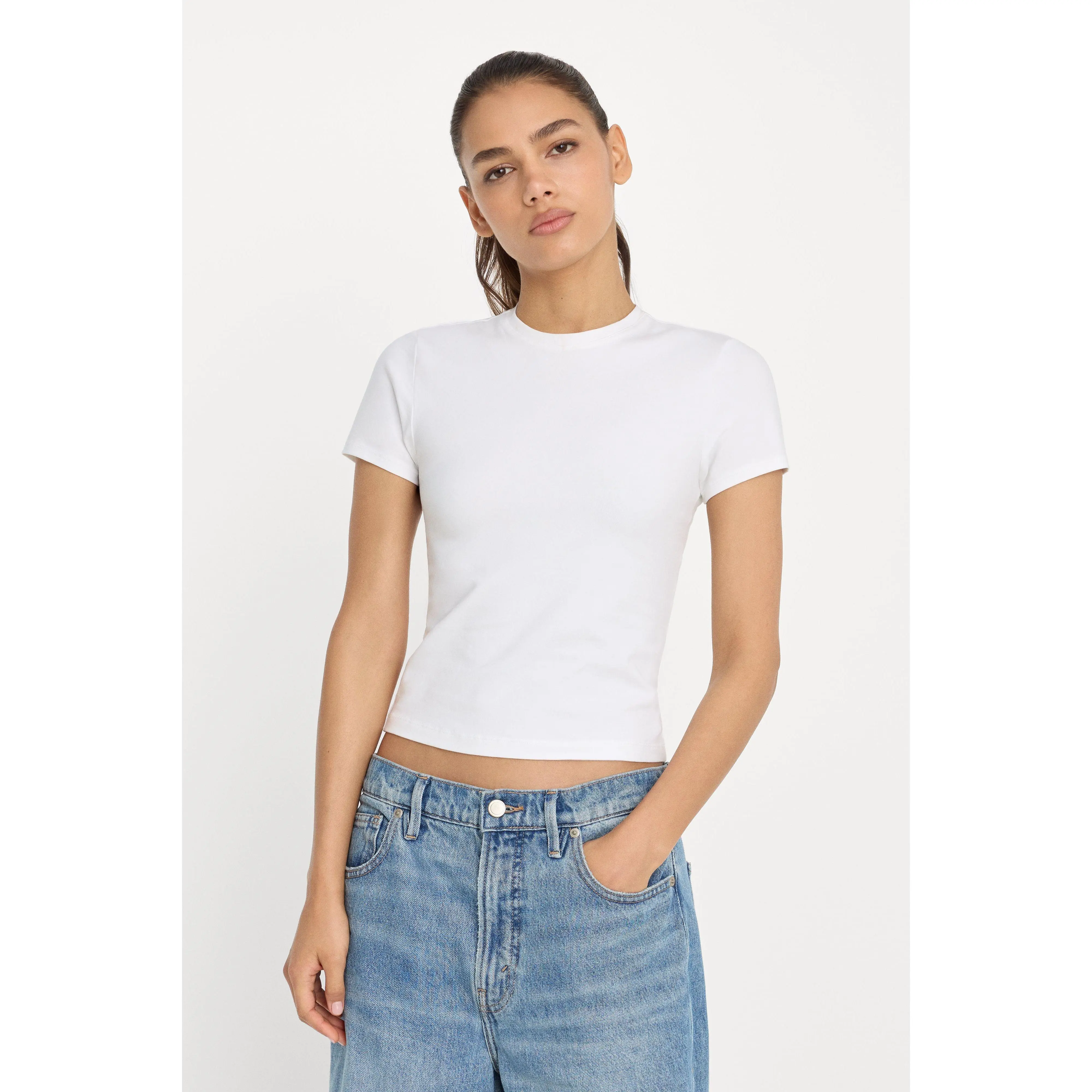 SUPER STRETCH BABY TEE | WHITE001