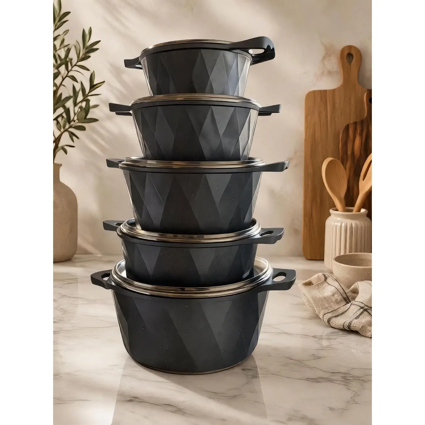 Elegant Black Geometric Design Cookware Set with Lids - Perfect for Modern Kitchens - Durable & Stylish