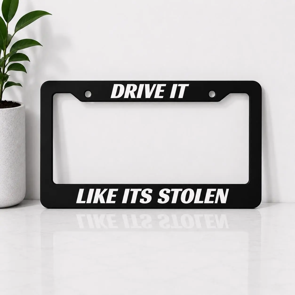 Customizable Black & Carbon Fiber Bold Text Car License Plate Frame Holder - Tool-Free Tailored Fit for Standard Plates, Vehicle Exterior Decoration, Car Accessories