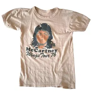 Vintage 1976 Mccartney Wings Band Tour Shirt - Retro 70S Style For Music Fans!
