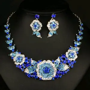 Flower Necklace /Wedding/ Birthday /Anniversary