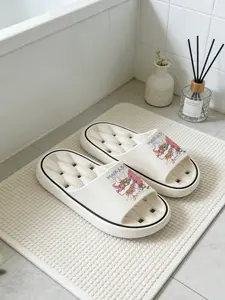 1 Pair Fun Rabbit Flower Themed Printed Hollow Massage Thick Sole Slippers, Soft Girl Style, Non-slip Soft Sole, Quick-dry for Bathroom, Indoor & Outdoor Dual-use, Open Toe Slides, Bathroom Casual Slippers