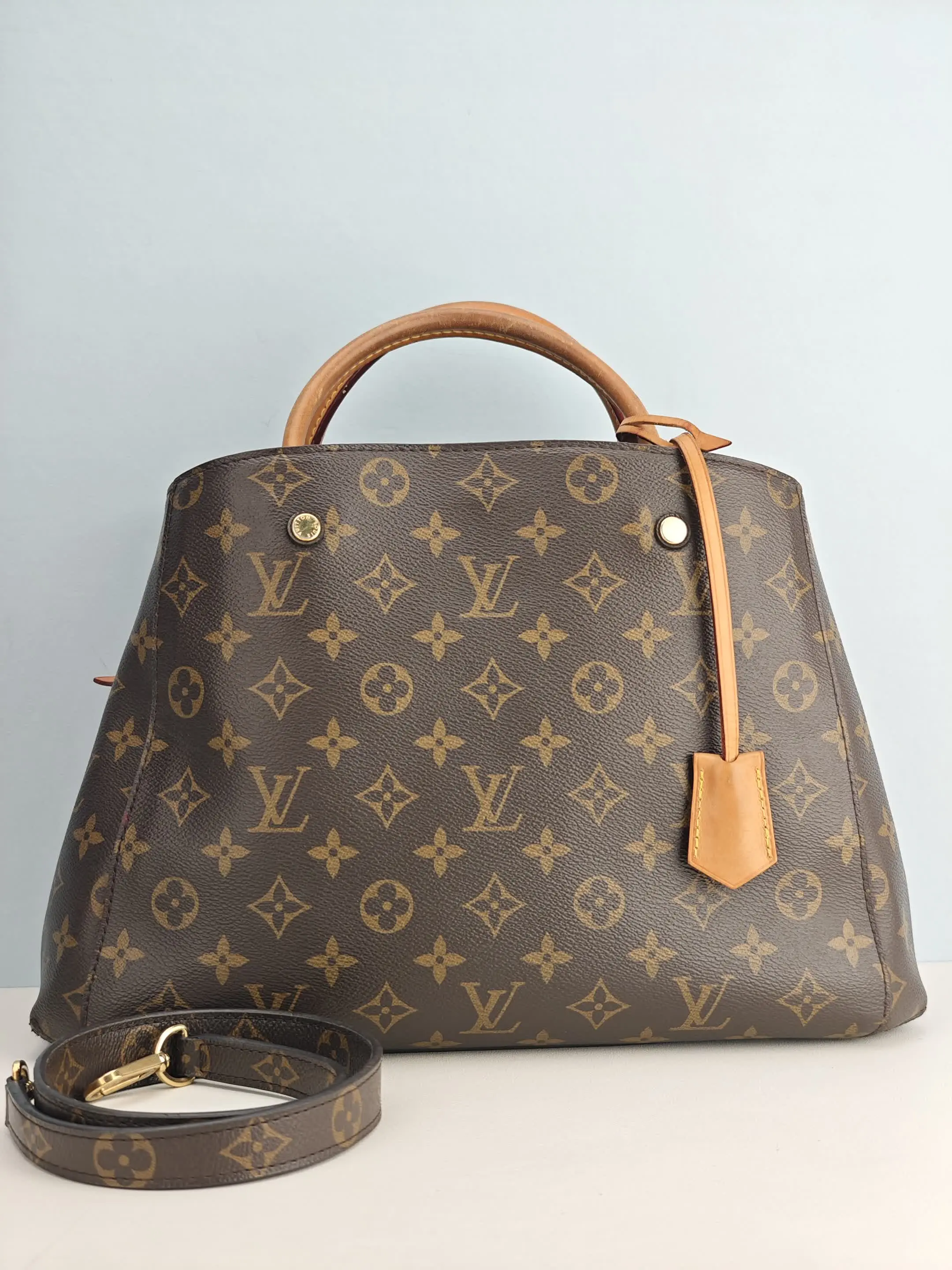 Pre-owned Monogram coated canvas with natural leather trim Shoulder Bags Louis Vuitton Monogram Canvas Montaigne MM Bag【TR4155】