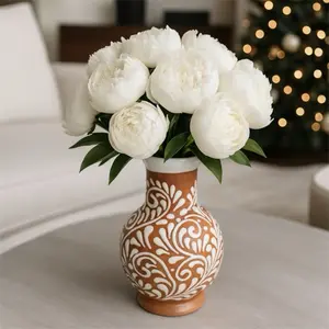 Handcrafted Talavera flower vase | brown & white floral design