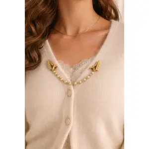 1950's Gold and Faux Pearl Sweater Clip