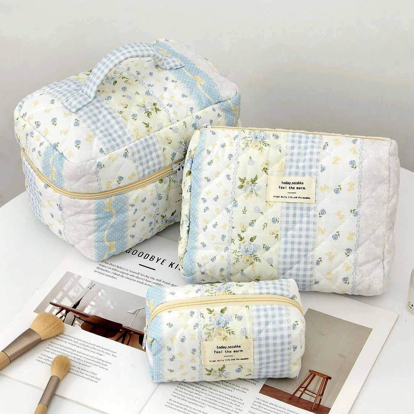 New 3-Piece Floral Makeup Bag Set, Large Capacity Travel Cosmetic Pouches, Makeup Organizer Pouches, Simple Stitching Design, Perfect Gift for Friends and Mom, Handheld Cosmetic Pouch, Zipper Makeup Bag, Makeup Storage Bag