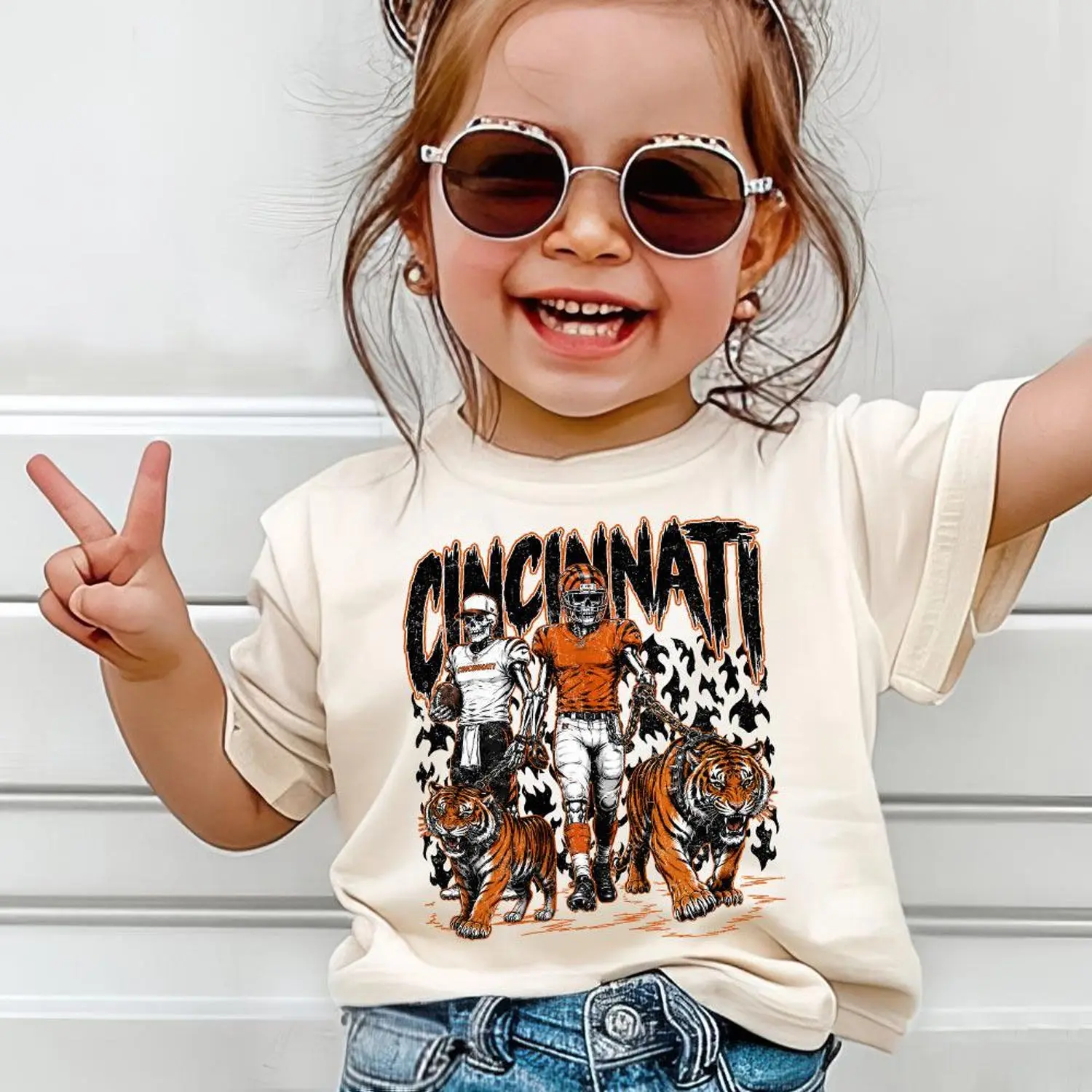 Youth & Adult Cincinnati Football Skull Shirt, Vintage Cincinnati Fan Tee, Game Day Gift For Football Fans, Football Shirt