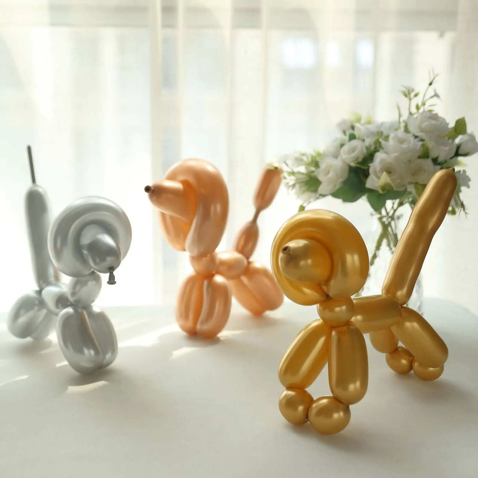 50-Pack Assorted Metallic Long Latex Twisting Balloons, Magic & Animal Modelling Tools for Parties, Garland Decoration with Hand Pump