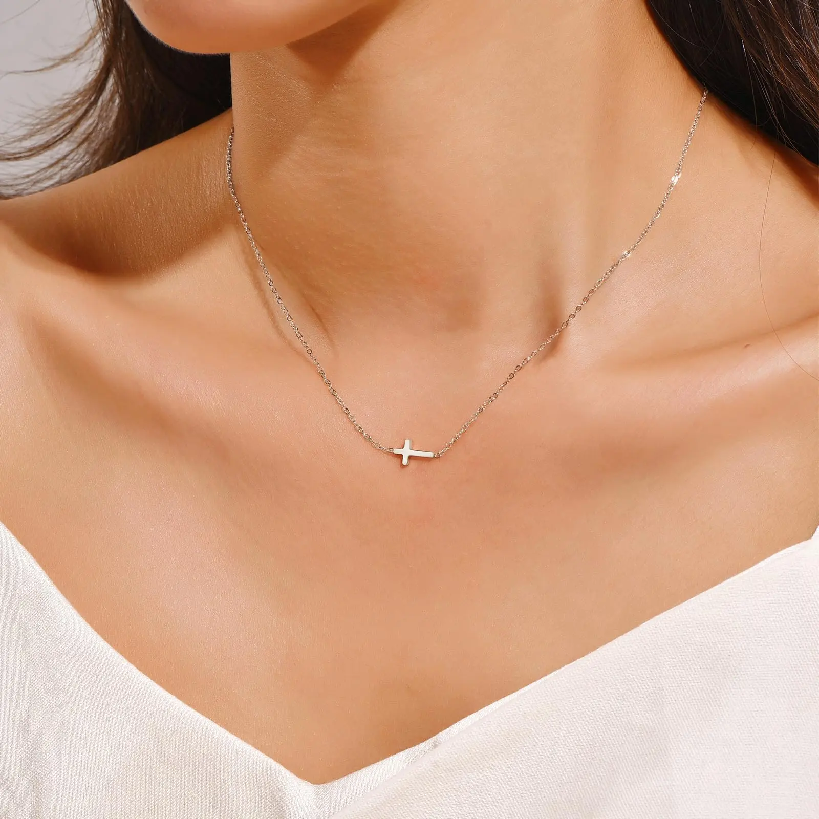 Minimalist Cross Necklace for Women, Dainty Stainless Steel Jewelry Pendant with Cubic Zirconia, Adjustable Short Chain, Elegant Gift in a Box, Cross Necklaces, Cross Size: 20.5Mm*14.5Mm