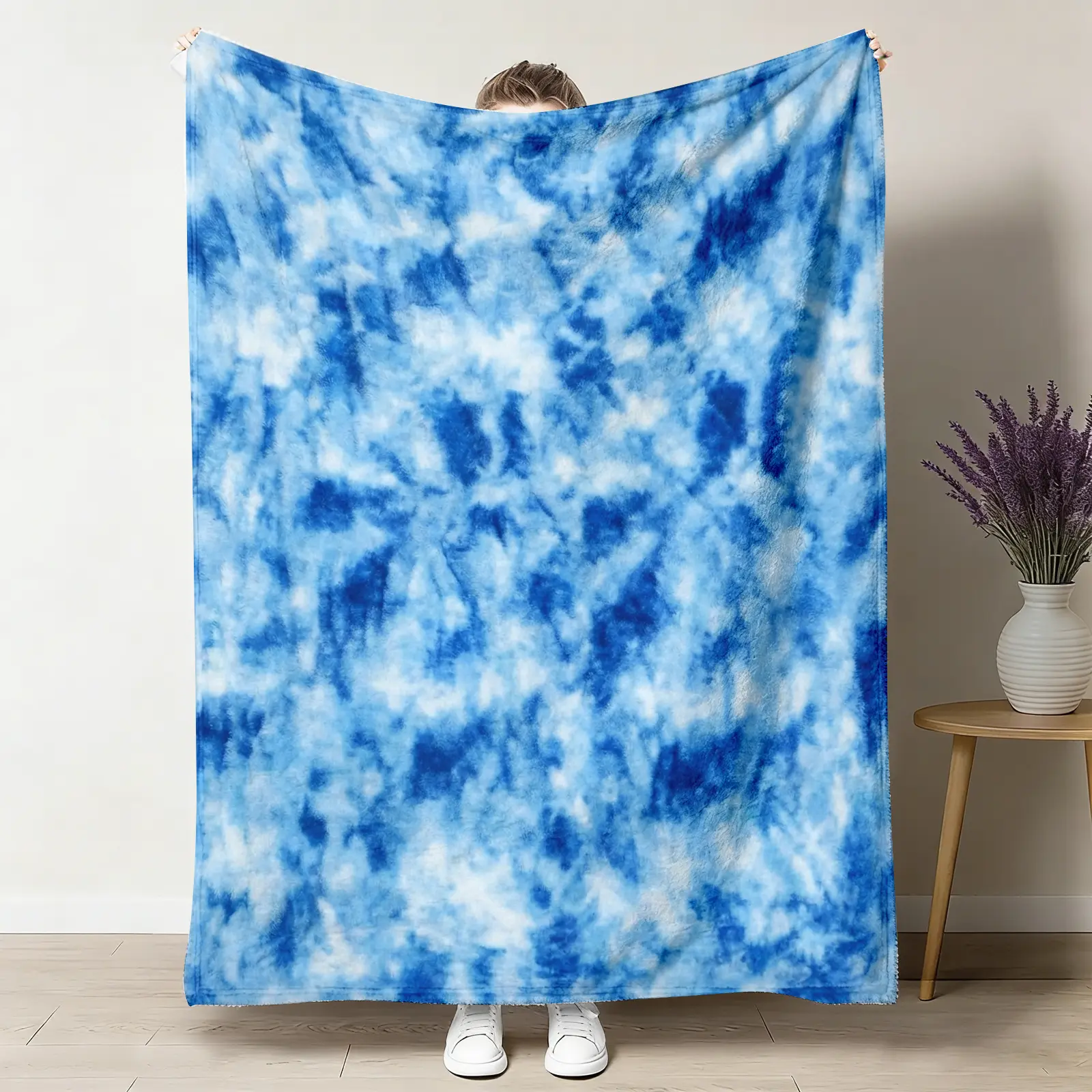 1pc Tie Dye Flannel Blanket, Soft Warm Blue Spiral Tie Dye Blanket, Cozy Plush Throw Blanket, Tie Dye Pattern Blanket, Ideal for Sofa Couch, Home Decor, Birthday Gift