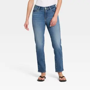 Women's 80's Slim Mid-Rise Ankle Length Pant - Universal Thread