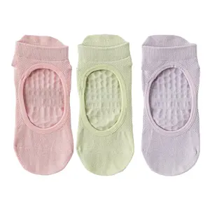 3 Pairs Pilates Socks Yoga Socks with Grips for Women Non Slip, Pilates, Workout, Pure Barre, Ballet, Dance