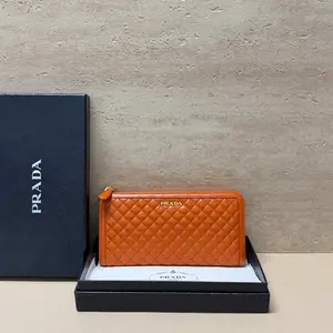 Pre-owned PRADA AS Shown Small Leather Goods US228 Round Zipper Wallet Saffiano Wallet 2.24