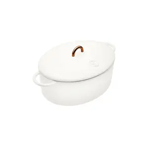 Great Jones The Dutchess 6.75-quart Dutch Oven in Salt