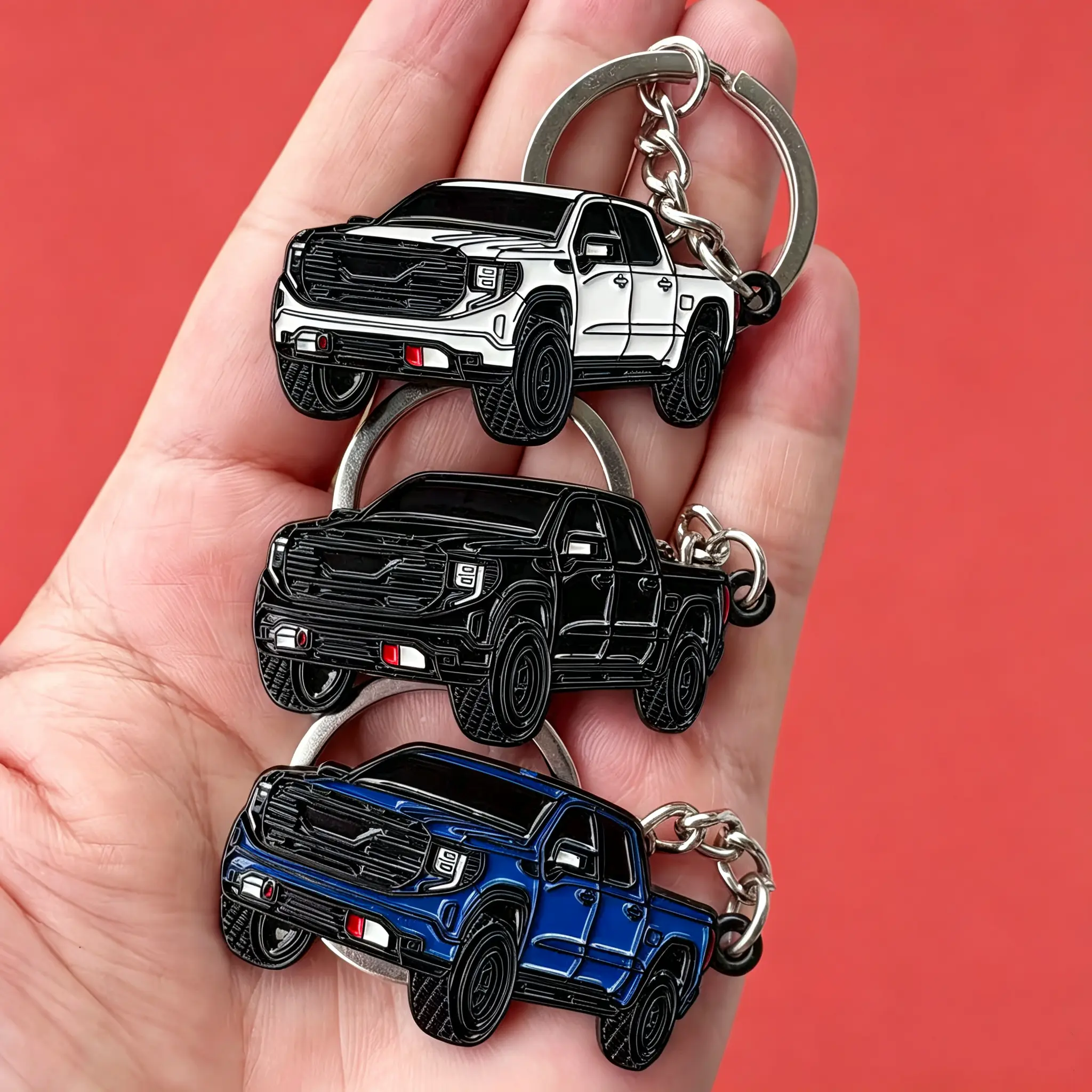 Metal Enamel Keychain, Double‑Sided Design with Metal Chain Ring, 50×30mm, Ideal Off‑Road Accessory and Holiday Gift for Sierra Owners, Great for Daily Use and Overlanding Trips