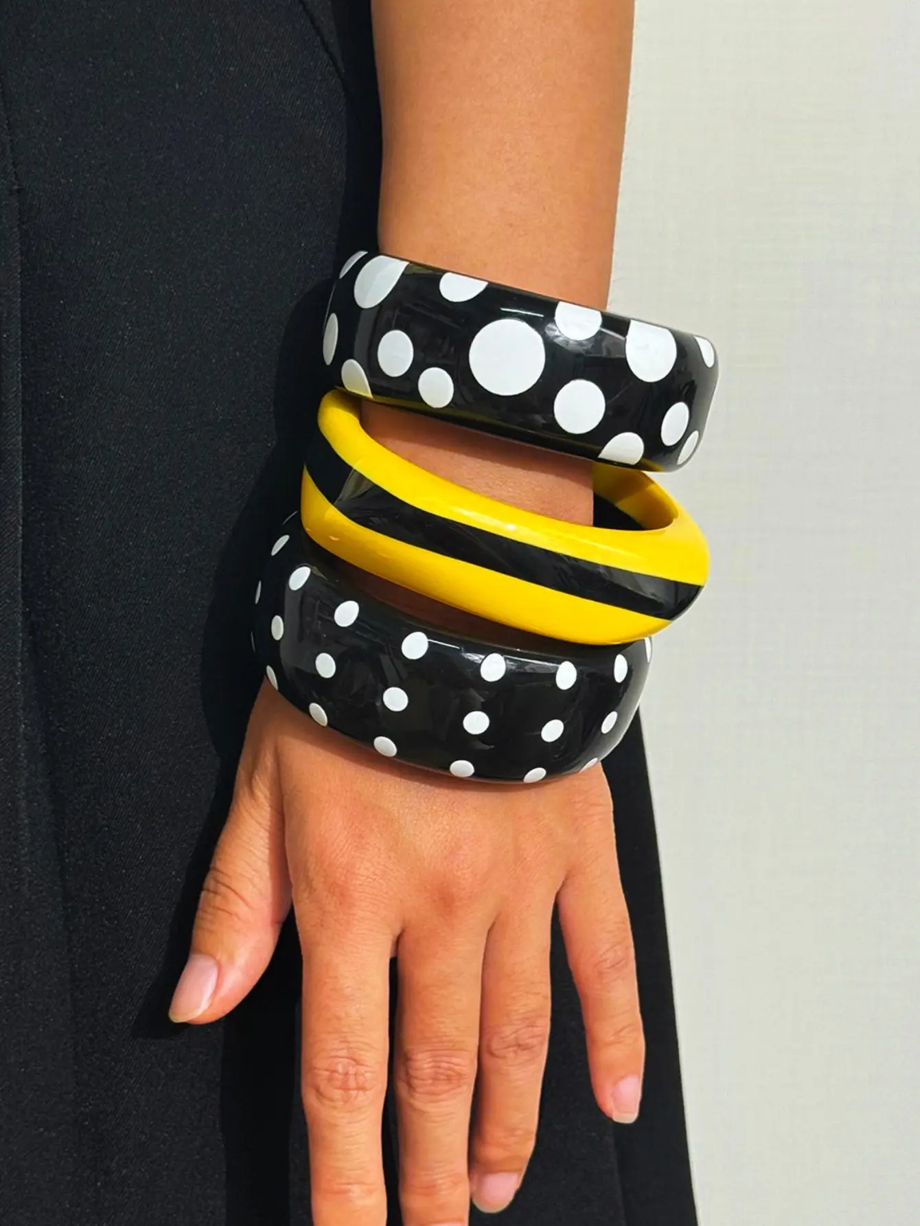 Women's 3-Pcs Black White Polka Dot Resin Bracelet Set - Retro Light Luxury Contrast Color Costume Jewelry for Daily & Holiday Wear