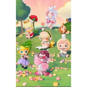 Hand in hand Molly follow your hand figure blind box