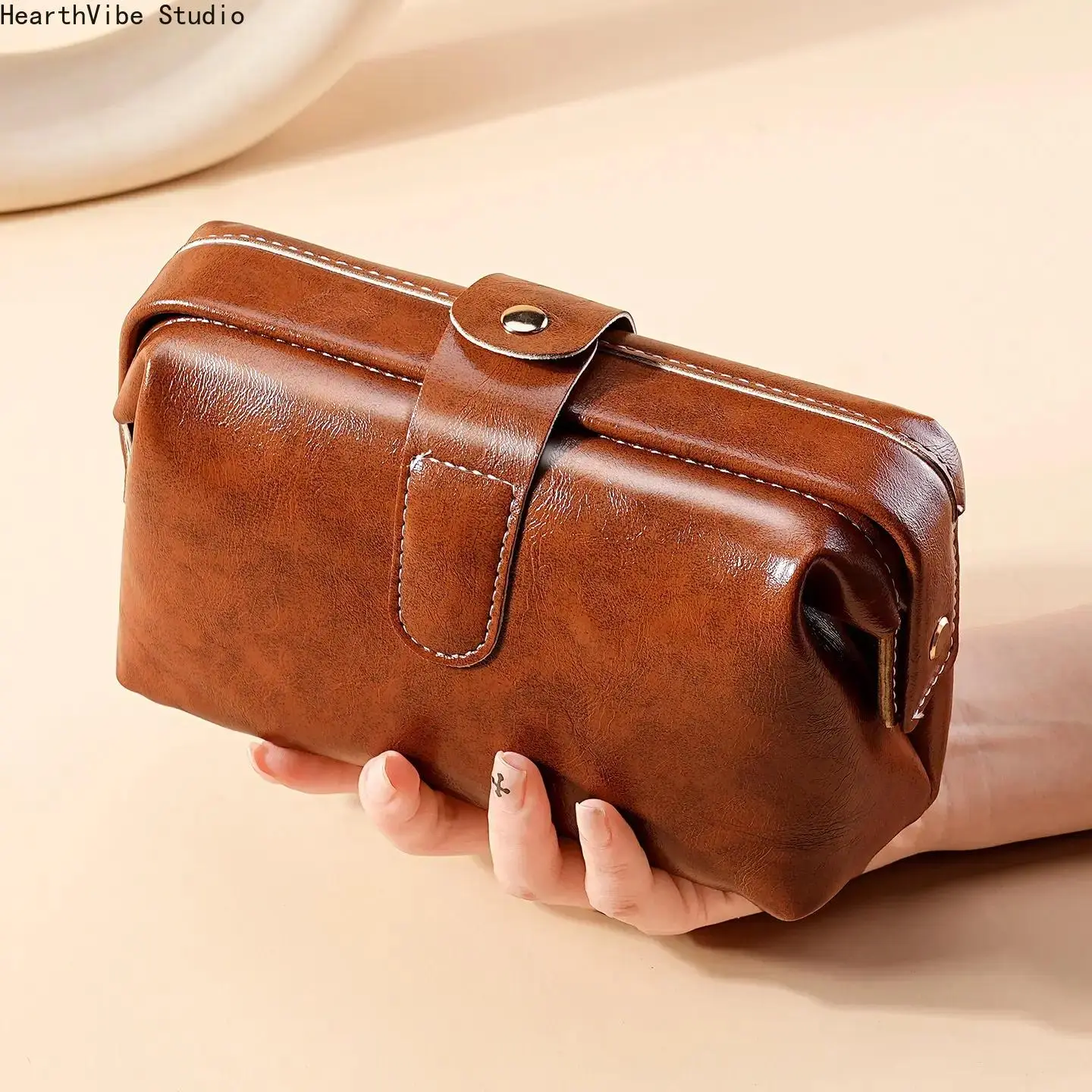 Women's Retro Oil Wax Leather Pouch - Waterproof Large Capacity Wristlet, Elegant Cosmetic Accessories for Women, Zipper Wristlet Purse