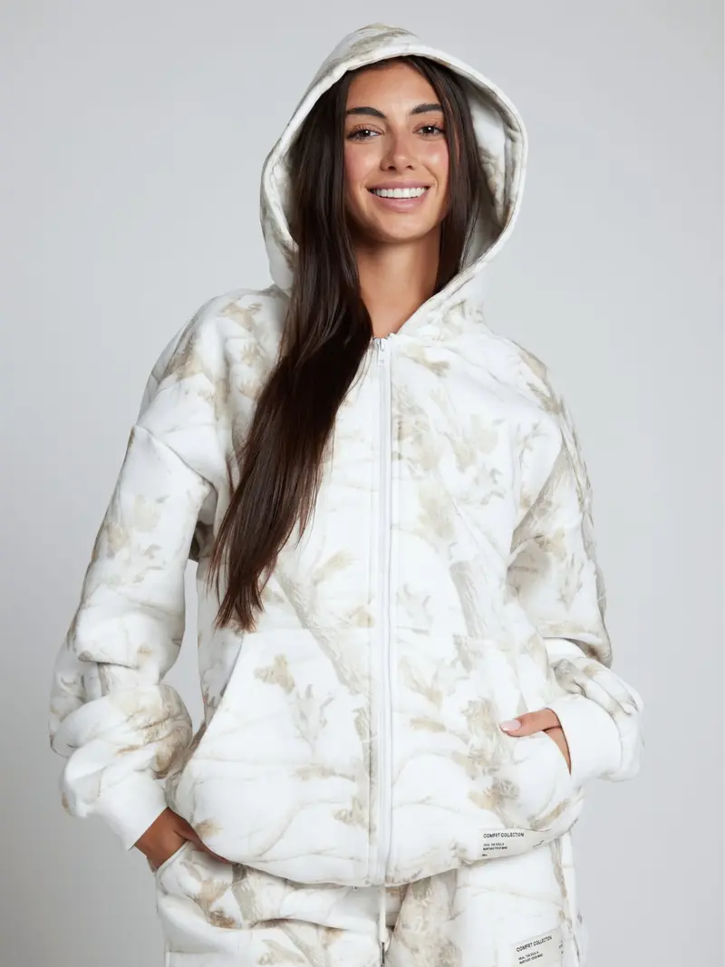 Unisex Camo Zip Hoodie – Full Zipper Hoodie for Casual & Outdoor Wear