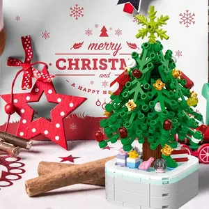 215pcs Christmas Tree Building Blocks Set, Holiday-Themed Educational Toy for Kids, Perfect Gift for Girls & Boys, Festive Decoration