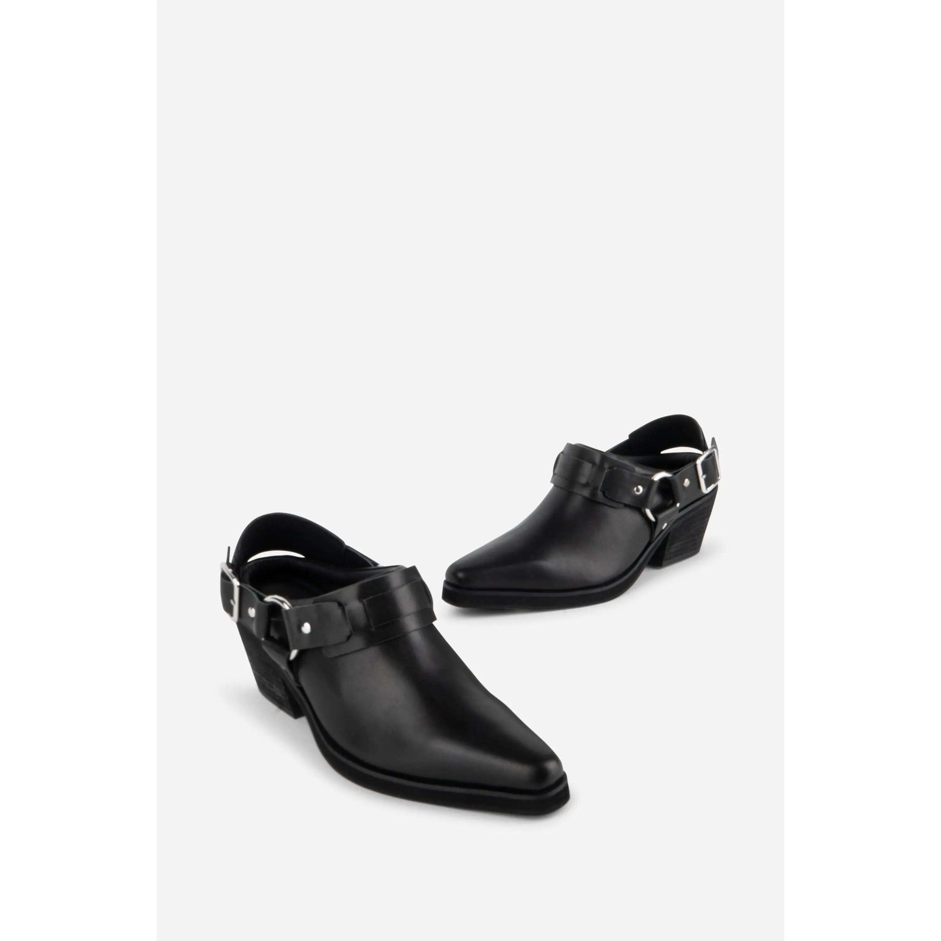 FRIDAY SLINGBACK CLOG MULE FRIDAY SLINGBACK CLOG MULE