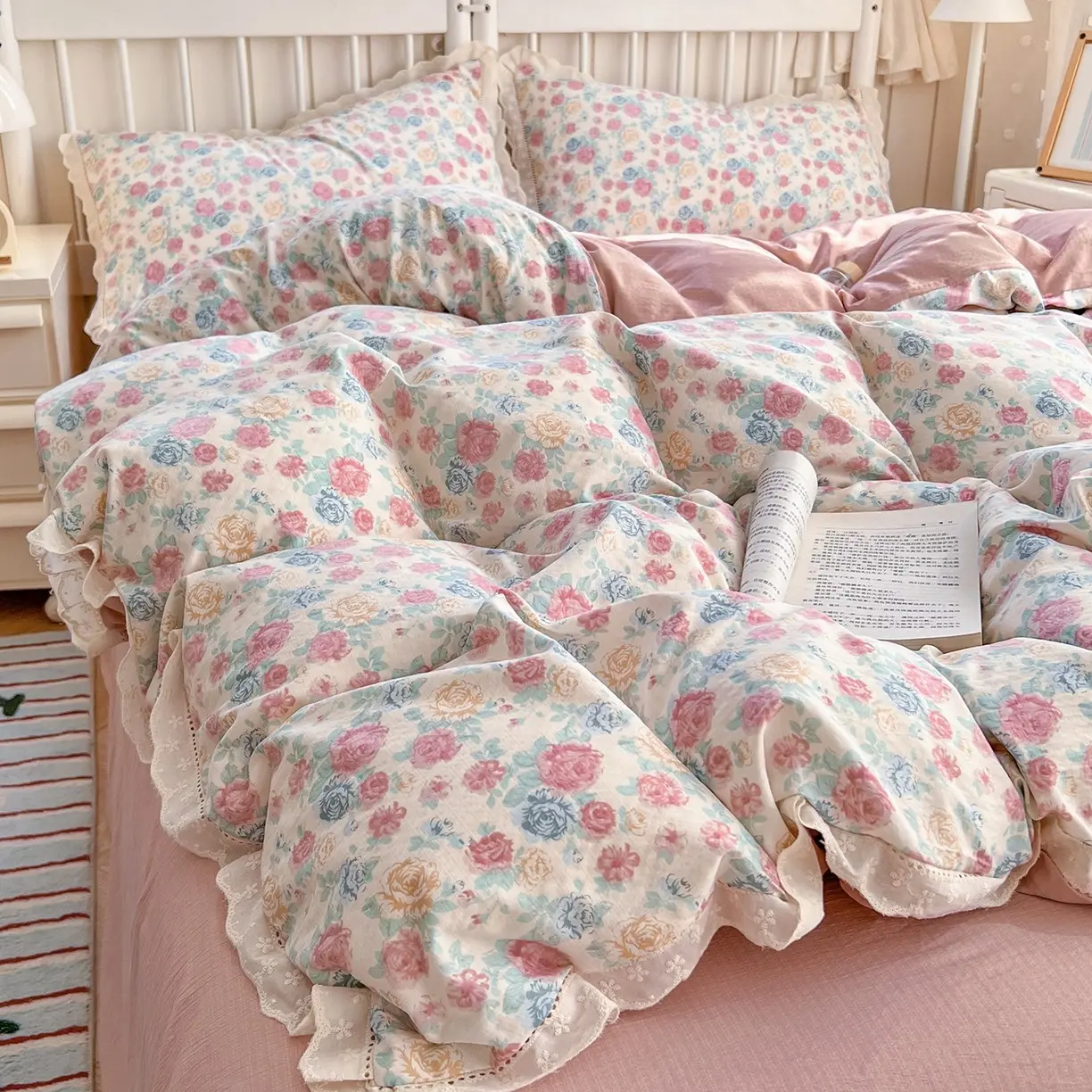 French Romantic Style Bedding Set, Soft Breathable Bed Linen Decor, Suitable for Bedroom and Dormitory, Fits Single and Double Beds, Breathable Duvet Set