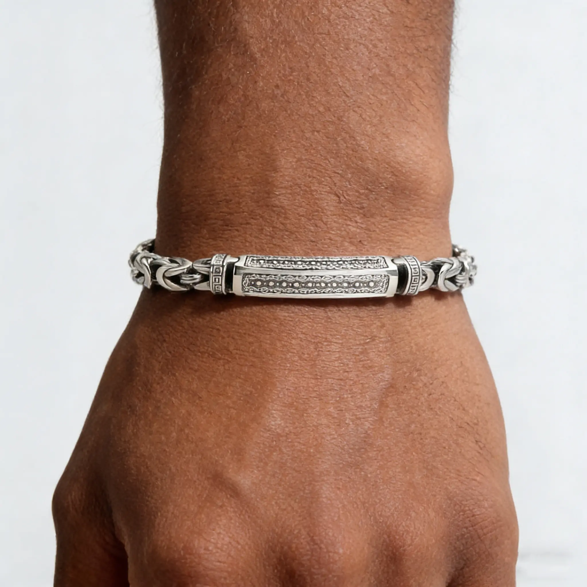 S925 Men’s Vintage Engraved Bracelet Sterling Silver  Bracelet, a Modern and Light Luxury Ste Bracelet for Women, Elegant and Veatile,Valentine's Day gift