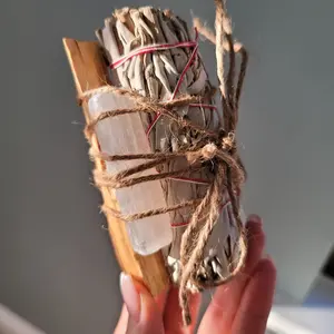 Cleansing Kit: Sage Smudge Wand, Palo Santo & Selenite Wand