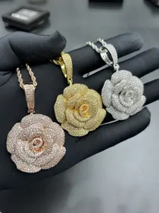 Rose Flower Pendant Hip Hop Necklace for Men and Women, Full Rhinestone Fashion Trendy Jewelry, Daily Wear Unique Style, Fashion Cool Accessories, Fashion Chain Decorated