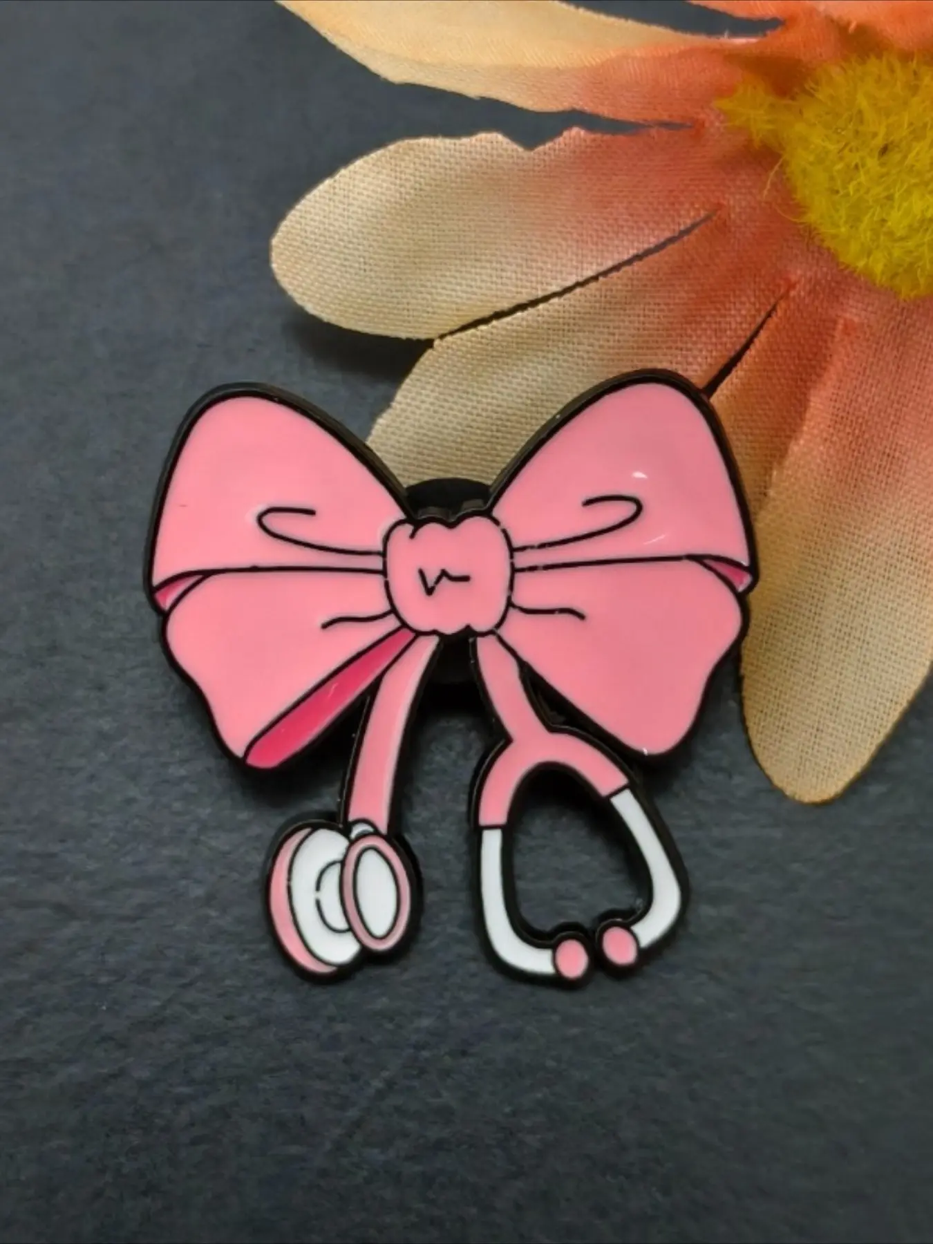 Stethoscope Bow Enamel Pin Cute Nurse Brooch Pink Medical Lapel Pin Healthcare Worker Badge Gift for Nurses & Doctors Elegant Brooch