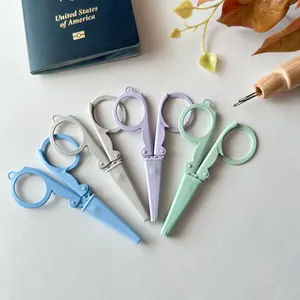 Foldable Travel Embroidery Scissors - TSA Complaint Foldable Travel Embroidery Scissors - TSA Complaint