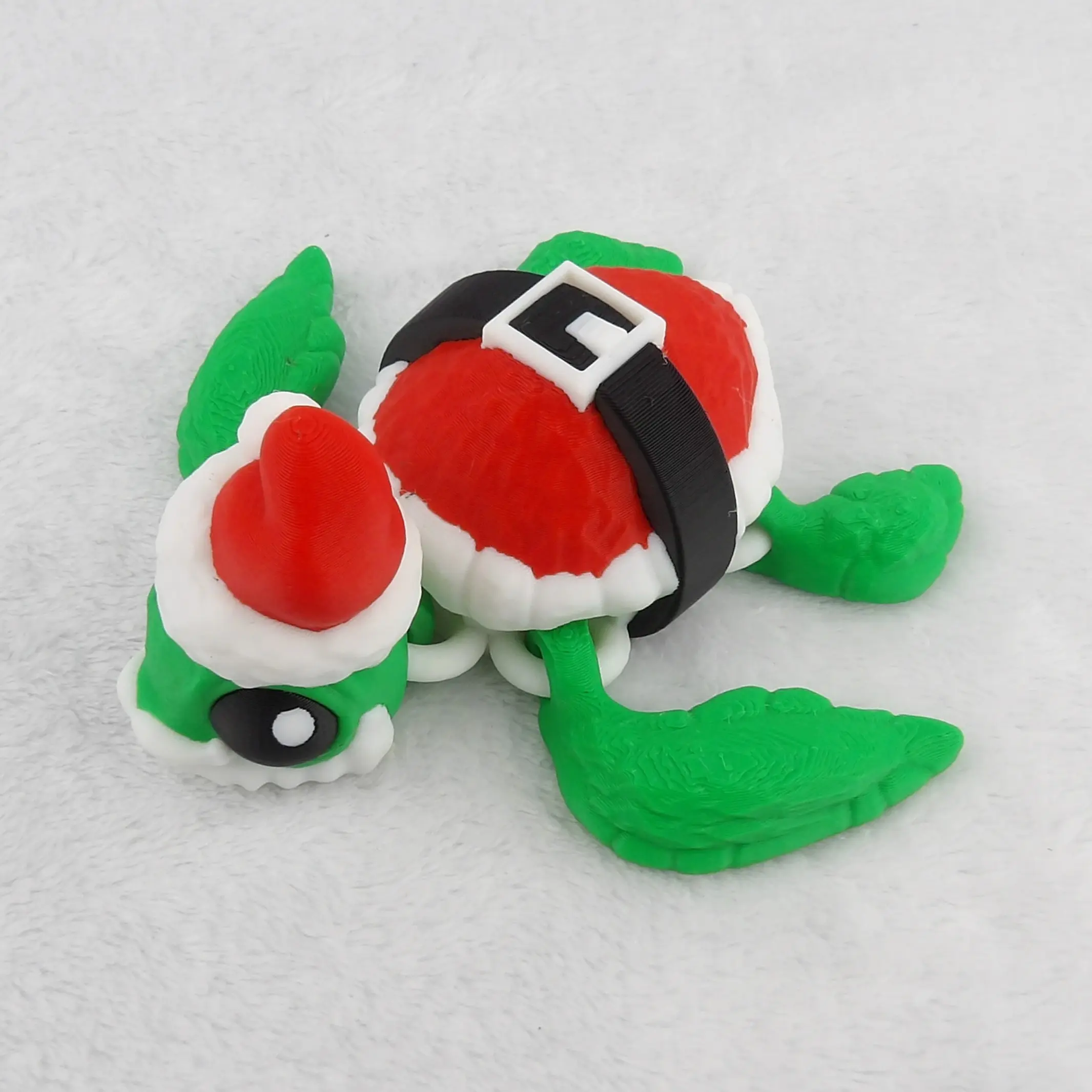 3D Printed Articulated Santa Turtle – Miniature Holiday Decor or Cute Stocking Stuffer