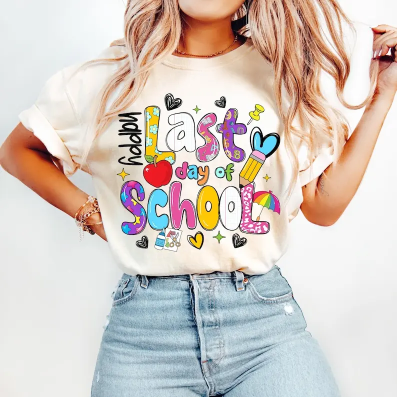 Happy Last Day of School Preppy Teacher Appreciation Kids Summer Break Year-End T-Shirt