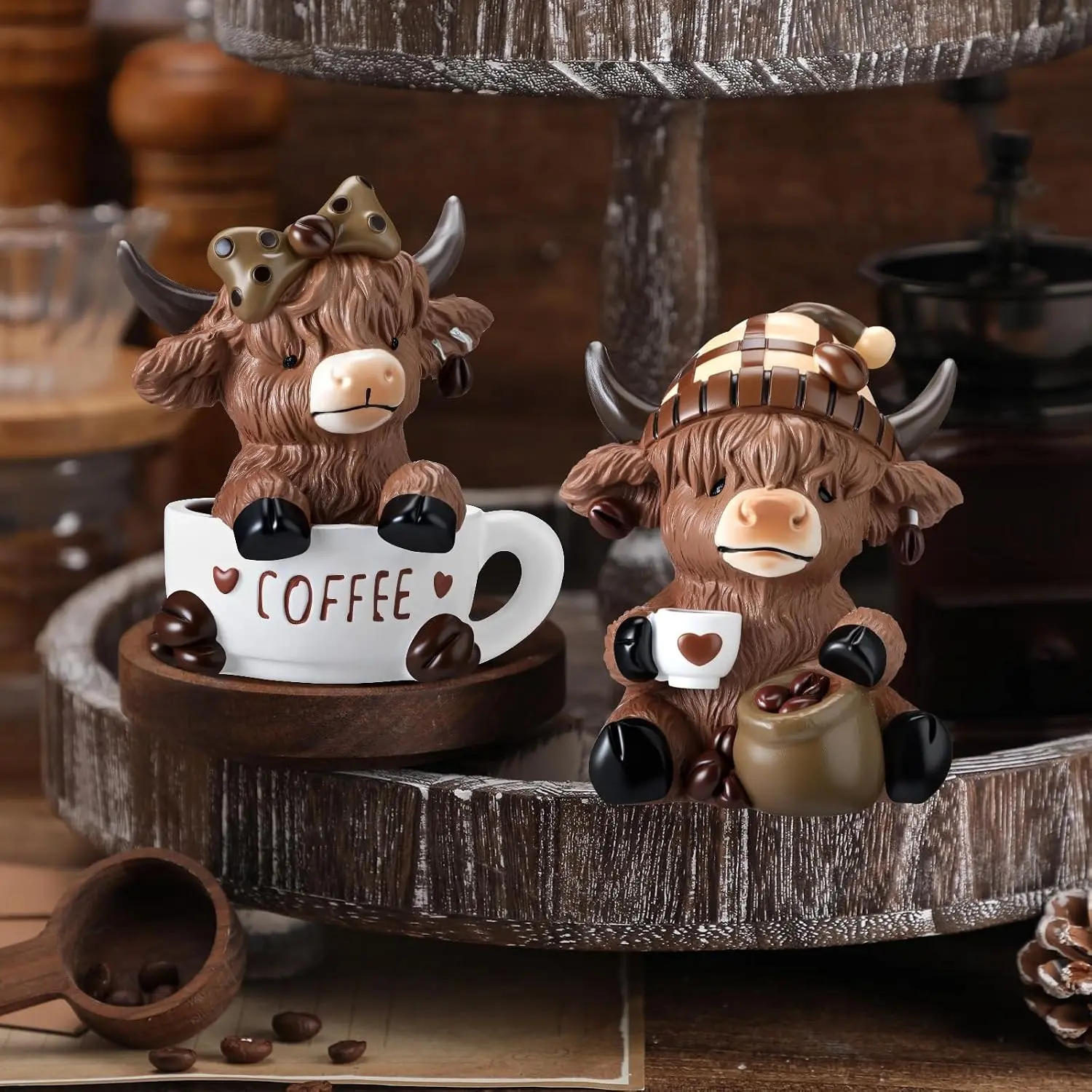 Resin Highland Cow Figurines - Coffee-Themed Home Decor for Desk, Kitchen & Garden (Home Supplies Statue Ornaments)