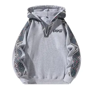 Casual Unisex Sweatshirt with Ethnic-Style Checkered Front Print, Comfortable Long Sleeve Regular Fit Top for Everyday Wear