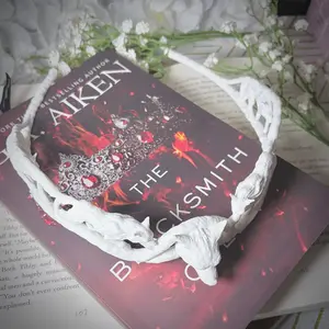 Fantasy Wolf crown, 3D printed tiara, lightweight cosplay accessory for adults