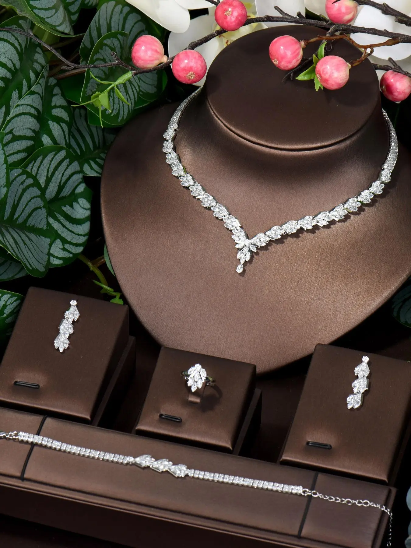 Women's Elegant Rhinestone Decor Jewelry Set, 5pcs/set Exquisite Trendy Chain Necklace & Earrings & Bracelet & Ring, Fashionable Luxury Jewellery Gift Set for Party Decoration